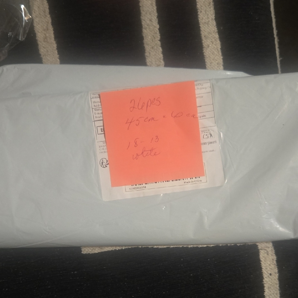 White Polymailers Lot Of Sizes See Below Sm Med Large And X Large See Below Hp🎆